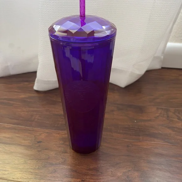 Dark purple/maroon clear design large Starbucks cup - Picture 2 of 2
